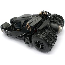 Figura Batman 2008 + Batmobile The Dark Knight (Jada Toys)