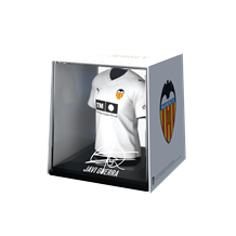 Figura My Jersey - Valencia: Javi Guerra (Home 2025 / 2026)