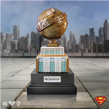 Figura Nemesis Now - DC The Daily Planet 22CM